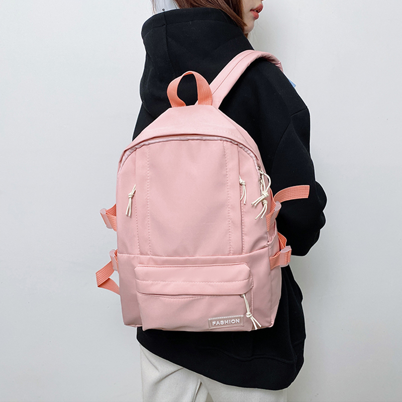 Travel, commuting, shopping with one bag? How many scenes are simple versatile backpacks used in?